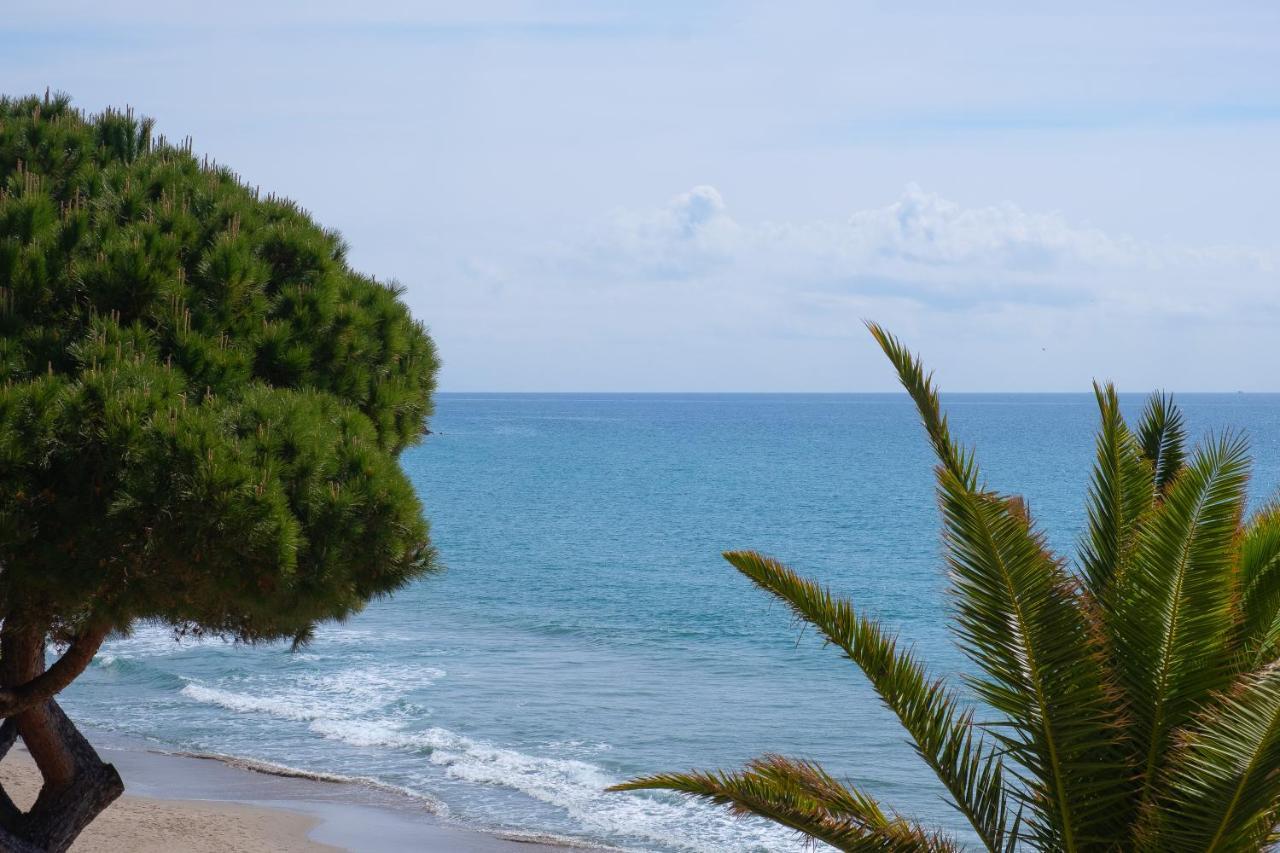 Residence Sole Mare Alaxi Hotels Alassio Esterno foto